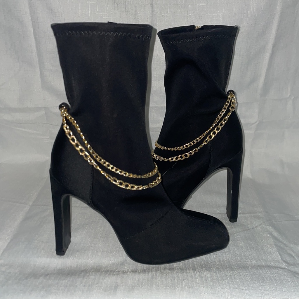 Chain Bootie